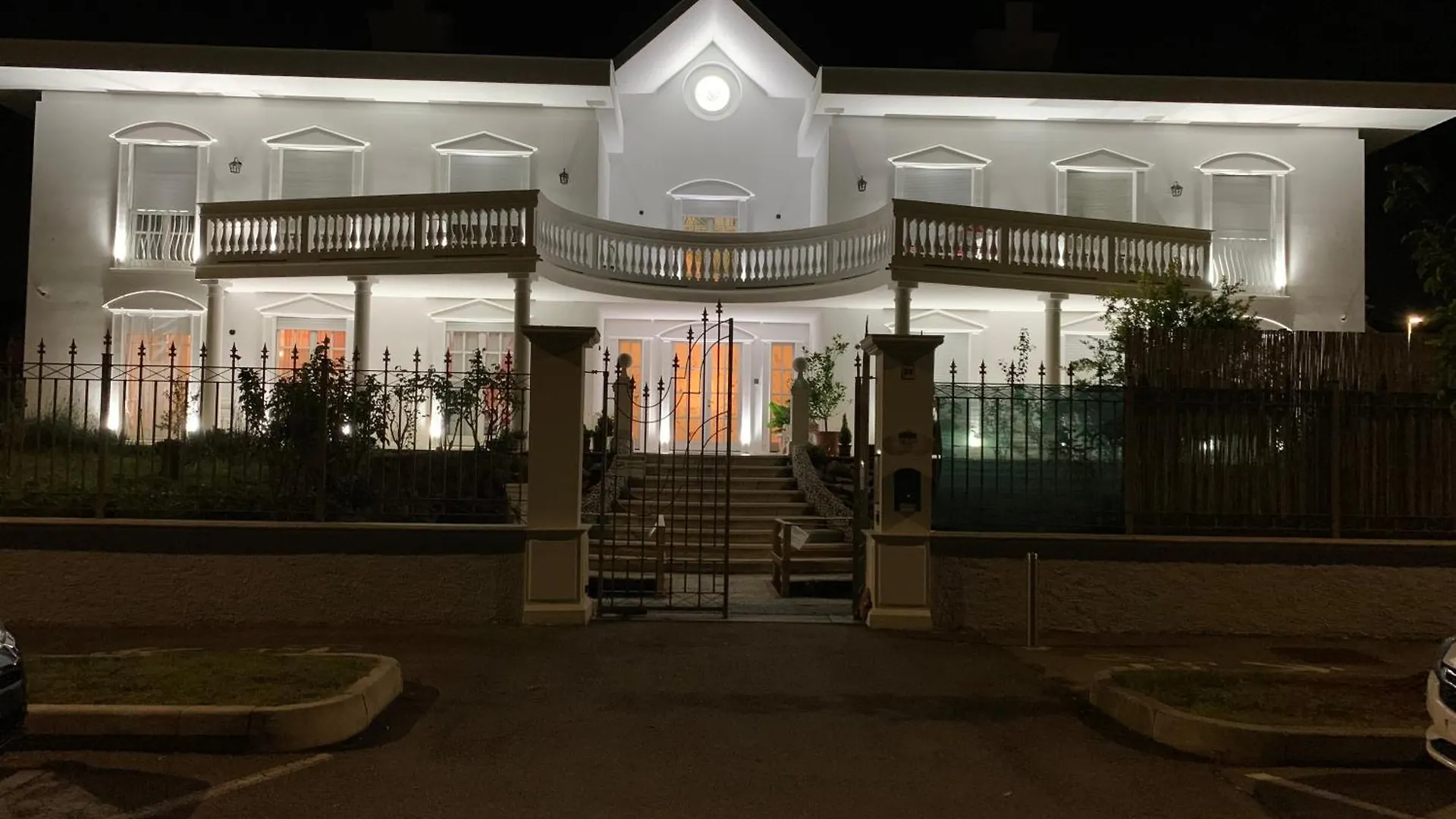 Villa Daniela 雷纳特